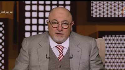 خالد الجندي: أهل الأرض مختلفون في وجود الله لكن الموت لا يختلف عليه اثنان (فيديو)