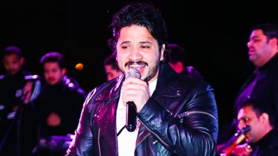 مصطفى حجاج وأحمد جمال وفريق سبايسي ميكس يتألقون في حفلهم بالشروق (صور)