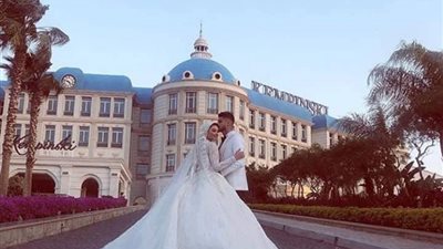 أحمد الشيخ لاعب الأهلى يحتفل بزواجه الثاني (صور)