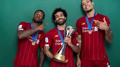 هدف محمد صلاح أمام توتنهام يفوز بجائزة هدف العقد في ليفربول.. أوريجي ثانيًا (فيديو)