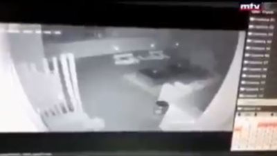 أول لقطات من كاميرات المراقبة لمحاولة سرقة منزل نانسي عجرم (فيديو)