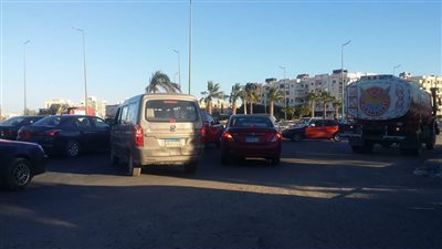 كسر خط غاز بالغردقة وغلق الطريق المؤدي إليه (صور)