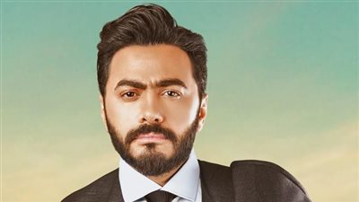 تامر حسني ينعي والد إيهاب توفيق بعد وفاته مختنقًا صباح اليوم (صورة)