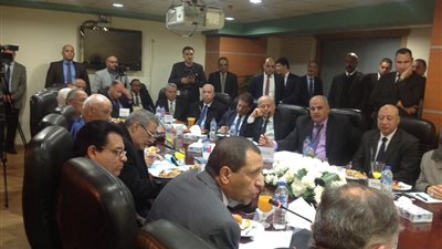 أول تعليق من وزير المالية بعد القبض علي رئيس مصلحة الضرائب بتهمة الرشوة (صور وفيديو)