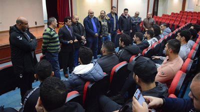 وزير الرياضة يؤازر منتخب اليد قبل منافسات بطولة إفريقيا المؤهلة لطوكيو 2020 (صور)