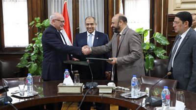 تعرف على دور الهيئة القومية لسلامة الغذاء لتحقيق الأمن الغذائي (فيديو)