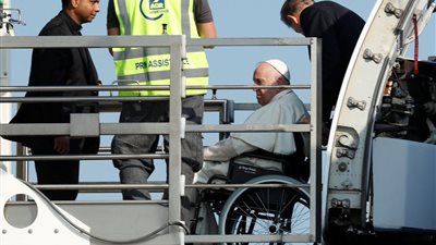 بعد فضيحة مدارس السكان الأصليين.. بابا الفاتيكان يتوجه لـ كندا لتقديم الاعتذار 