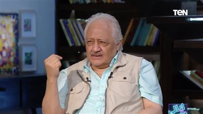 خالد زكي: معنديش رصيد في البنك.. وبعت عربيتي لسوء الأحوال المادية