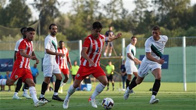 ألميريا يواصل تحضيراته للموسم الجديد من الليجا بمواجهة سان فيرناندو 