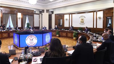 الحكومة توافق على مشروع قرار إصدار لائحة تنظيم سياحة اليخوت الأجنبية في المراسي والموانئ البحرية