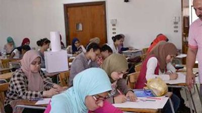 51 لجنة للشهادة الإعدادية بالبحر الأحمر خلال امتحانات الفصل الدراسي الأول