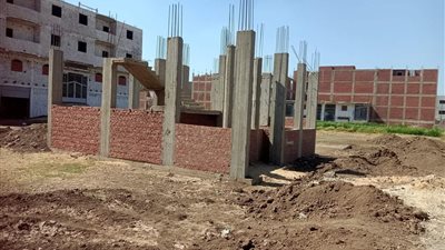 والدته كانت بتشحت بيه وتركته وهربت.. التفاصيل الكاملة للعثور على طفل بعقار تحت الإنشاء بالقليوبية وإيداعه دار رعاية