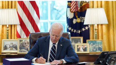 بايدن يلتقي بأقارب السجناء الأمريكيين في روسيا