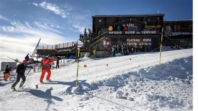 التغير المناخي ينذر بحرب عالمية.. ذوبان الجليد يغير ملامح الحدود بين سويسرا وإيطاليا