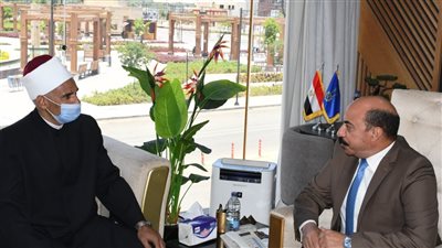 محافظ أسوان: الأوقاف تضطلع بدور مهم في نشر الوسطية والتسامح