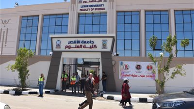 بدء إجراءات الكشف الطبي على الطلاب الجدد بجامعة الأقصر