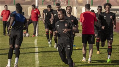 اليوم.. الأهلي يستأنف تدريباته استعدادًا لمباراة فاركو