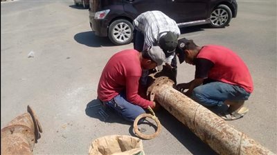 صرف صحي ورصف طرق.. محافظ بورسعيد يتابع أعمال التطوير بـ حي الزهور | صور