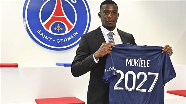 نوردي موكيلي لاعب