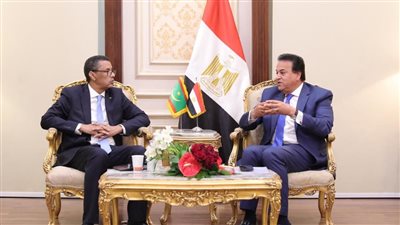 عبد الغفار: بحث إمكانية زيادة أعداد الطلاب الموريتانيين الراغبين في الدراسة بمصر