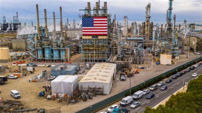 صادرات النفط الأمريكية ترتفع 21% وسط مساعٍ أوروبية لتعويض إمدادات الخام الروسية