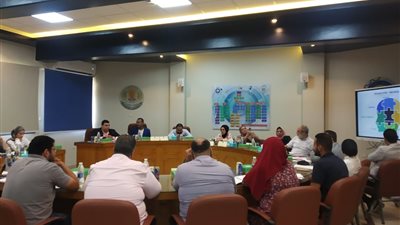 مائدة مستديرة بجامعة المنصورة بشأن وظائف المستقبل ودمج ذوي الاعاقة في الجمهورية الجديدة