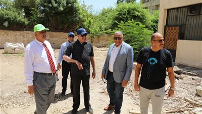 رئيس جامعة الأزهر يجري جولة موسعة داخل الحرم الجامعي بالترينج والكاب | صور