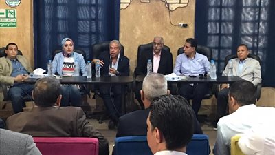 اتحاد الكرة يجتمع مع ممثلي أندية شمال الصعيد في بني سويف |صور