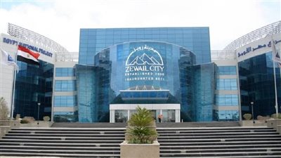 عالم الفيزياء الشهير فافا يلقي محاضر عامة بمدينة زويل الأحد 25 ديسمبر