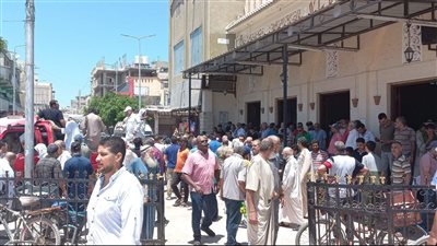 تشييع جنازة زوجة الكابتن طاهر أبو زيد وزير الشباب والرياضة الأسبق بالعريش | فيديو