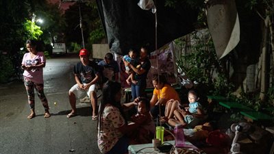 بلغت قوته 7.1 درجة.. الجيش الفلبيني ينقل المساعدات جوا للمناطق المنعزلة جراء الزلزال