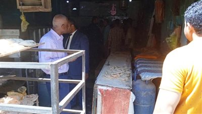 جهود للوحدات المحلية بأسوان لإزالة التعديات والاطمئنان على السلع الغذائية وصلاحيتها