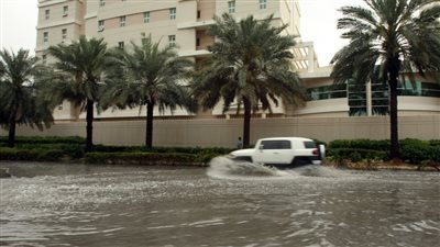الإمارات تعلن وفاة 6 أشخاص جراء سيول ضربت رأس الخيمة والشارقة والفجيرة