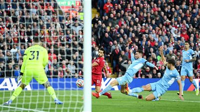 صلاح يقود الريدز.. التشكيل الرسمي لـ كلاسيكو ليفربول ومانشستر سيتي