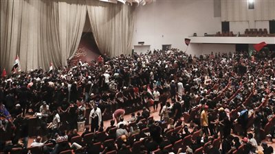 رئيس النواب العراقي يدعو القوى السياسية إلى حوار وطني عاجل