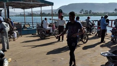 نجاة أسرة من الموت غرقًا في مياه النيل بسوهاج | صور