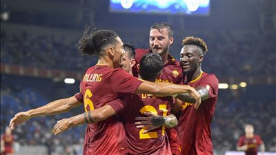 أبرزها لقاء روما.. موعد مباريات اليوم الاثنين 31-10-2022