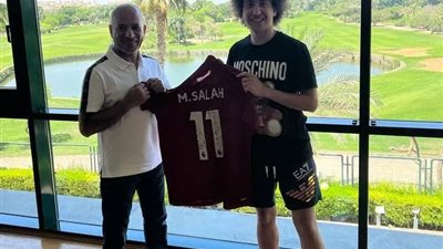 أحمد موسى يشكر محمد صلاح لإهدائه قميصه الخاص