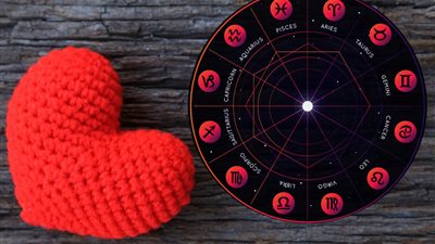 ماذا يقول برجك في الحب لشهر أغسطس 2022؟