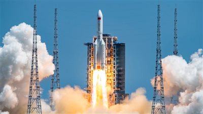 من سماء السعودية حتى المحيط الهندي.. قصة سقوط صاروخ صيني خارج عن السيطرة