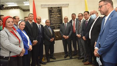 رئيس جامعة أسيوط يفتتح المرحلة الثانية من مستشفى الإصابات الجامعي 