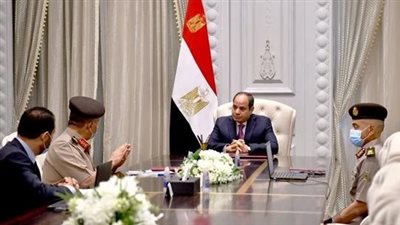 السيسي يتابع الموقف التنفيذي لمشروعات الهيئة الهندسية بالعاصمة الإدارية والطرق والكباري | بث مباشر