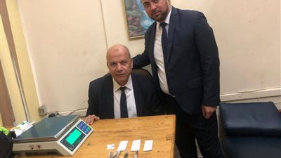 جمارك مطار القاهرة تضبط محاولتي تهريب مواد مخدرة