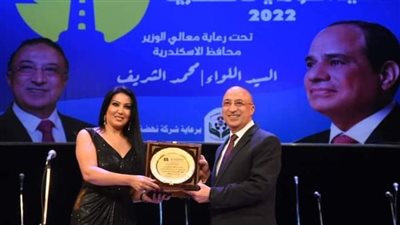 جدل سكندري بعد تكريم سمية الخشاب ومها أحمد في العيد القومي للمحافظة 