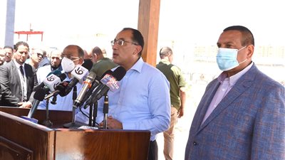 رئيس الوزراء: لا يوجد محافظة لا تشهد تنفيذ مشروعات قومية ترفع مستوى المعيشة لـ أهالينا