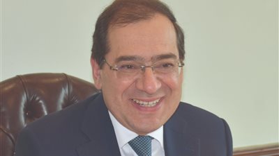 منها الشرق الأوسط للتكرير وبتروجاس.. وزير البترول يغير رؤساء 5 شركاء بالقطاع