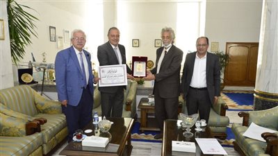 مصر للطيران: تخفيض 20% على الرحلات للأطباء وأطقم التمريض 