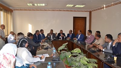 نقيب العاملين بالمرافق يطالب بتنظيم دورات تدريبية وتثقيفية للعاملين 