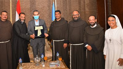 محافظ الغربية يستقبل وفد الكنيسة الكاثوليكية لبحث سبل التعاون