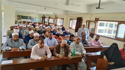 المركز الأشعري بالإسماعيلية يعقد لقاءً تثقيفيًا لشرح معالم المنهج الأزهري للوعاظ 
